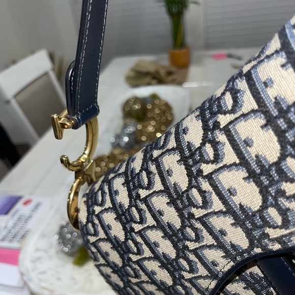 💙🤍Iconic Dior saddle bag-Regular size. - Picture 12 of 13